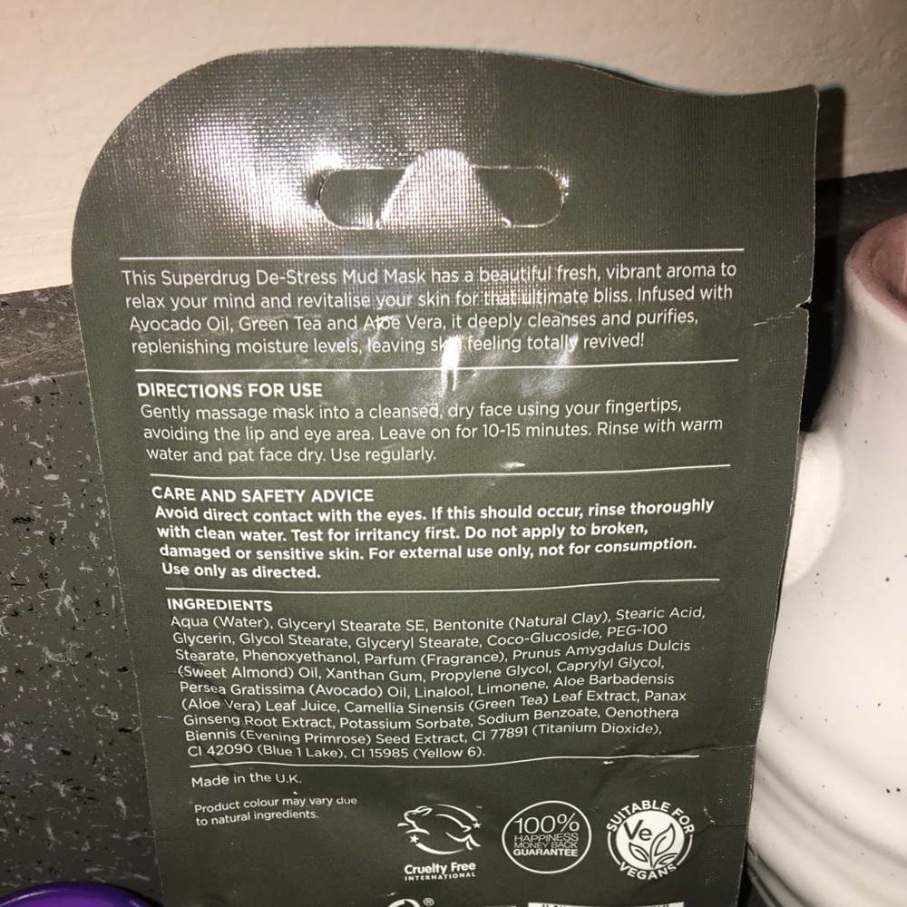 De-stress Mud Face Mask w/aloe Vera & Avocado oil.For normal to combination skin - Picture 9 of 12